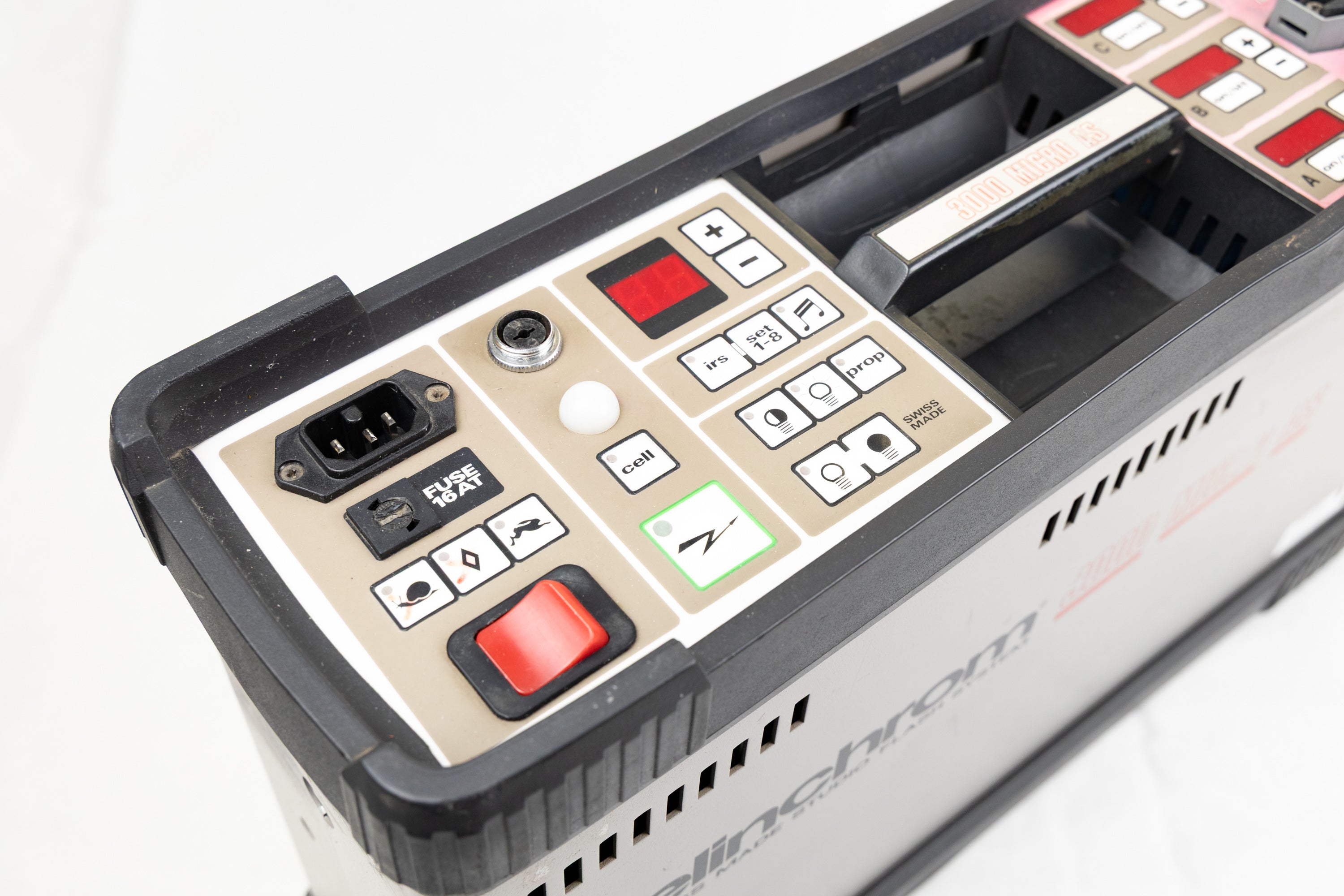 Elinchrom 3000 Micro AS P/X Blitzgenerator (2025/10 Service) leiser Lüfter| Secondhand