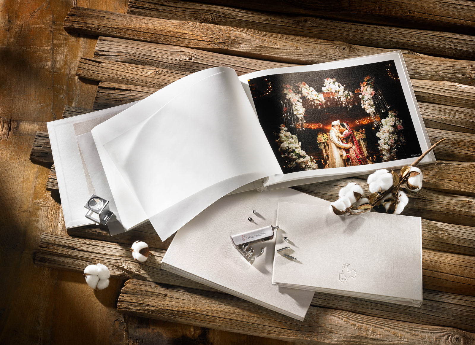 HAHNEMÜHLE Leinenalbum 12"x 12" | 30,5cm x 30,5cm - Cover Set sandgrau